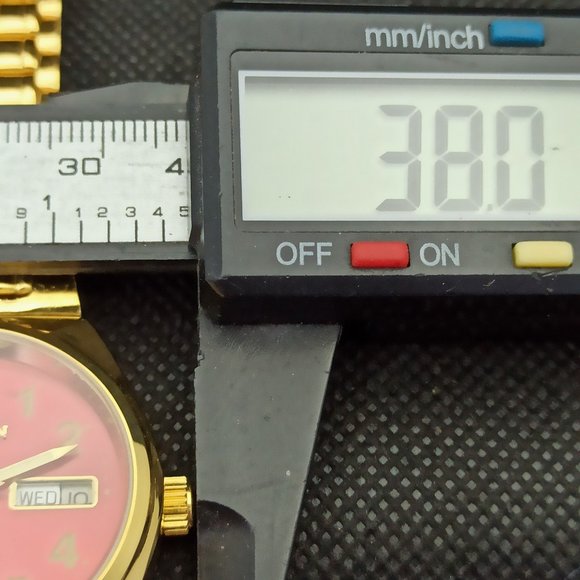 Vintage 1973 Citizen Automatic Mens Gold Wacth W/Daydate & Red Face - Picture 3 of 10